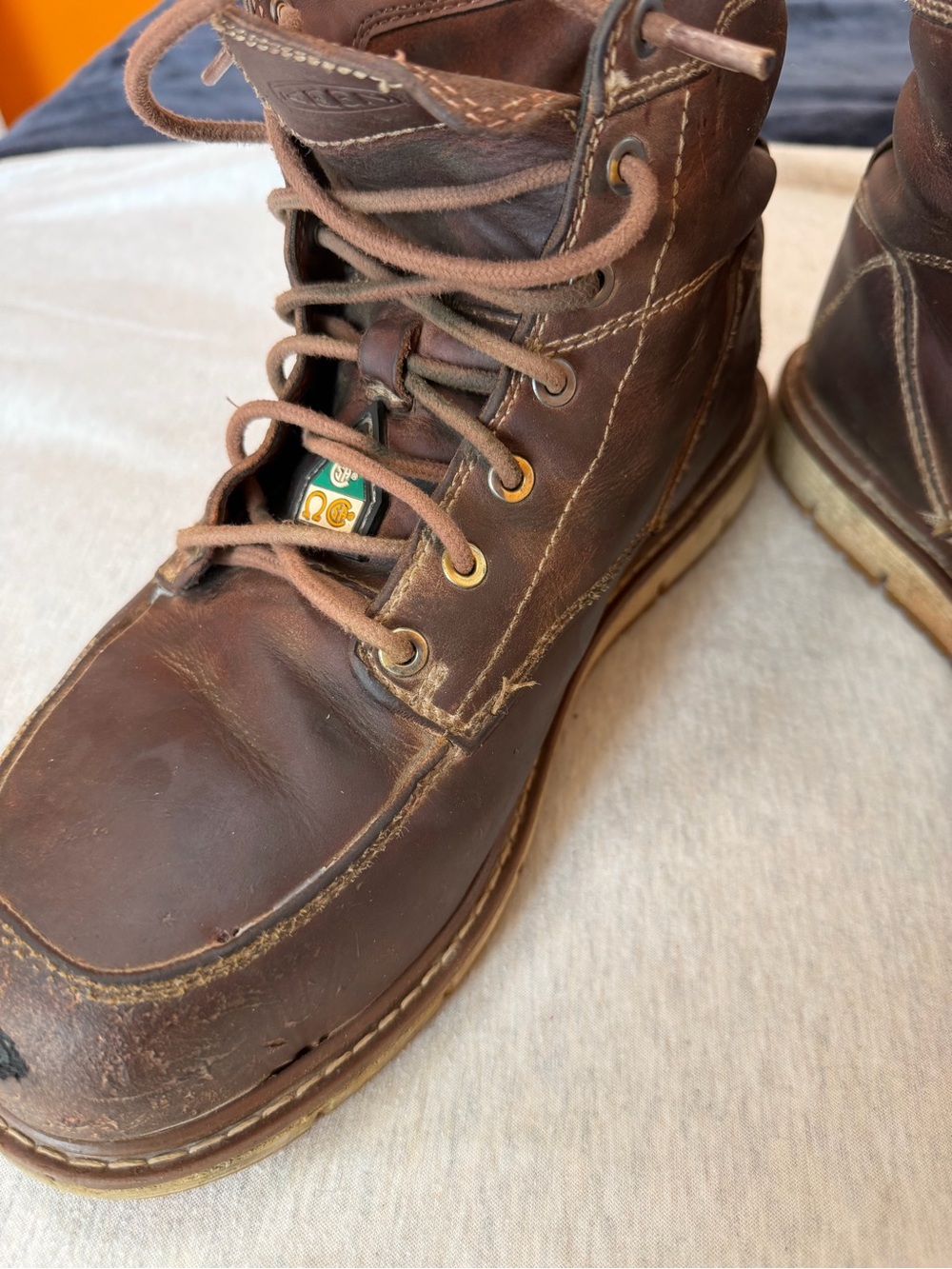 Keen Men’s Brown Leather Lace-Up Work Boots - Picture 9 of 9